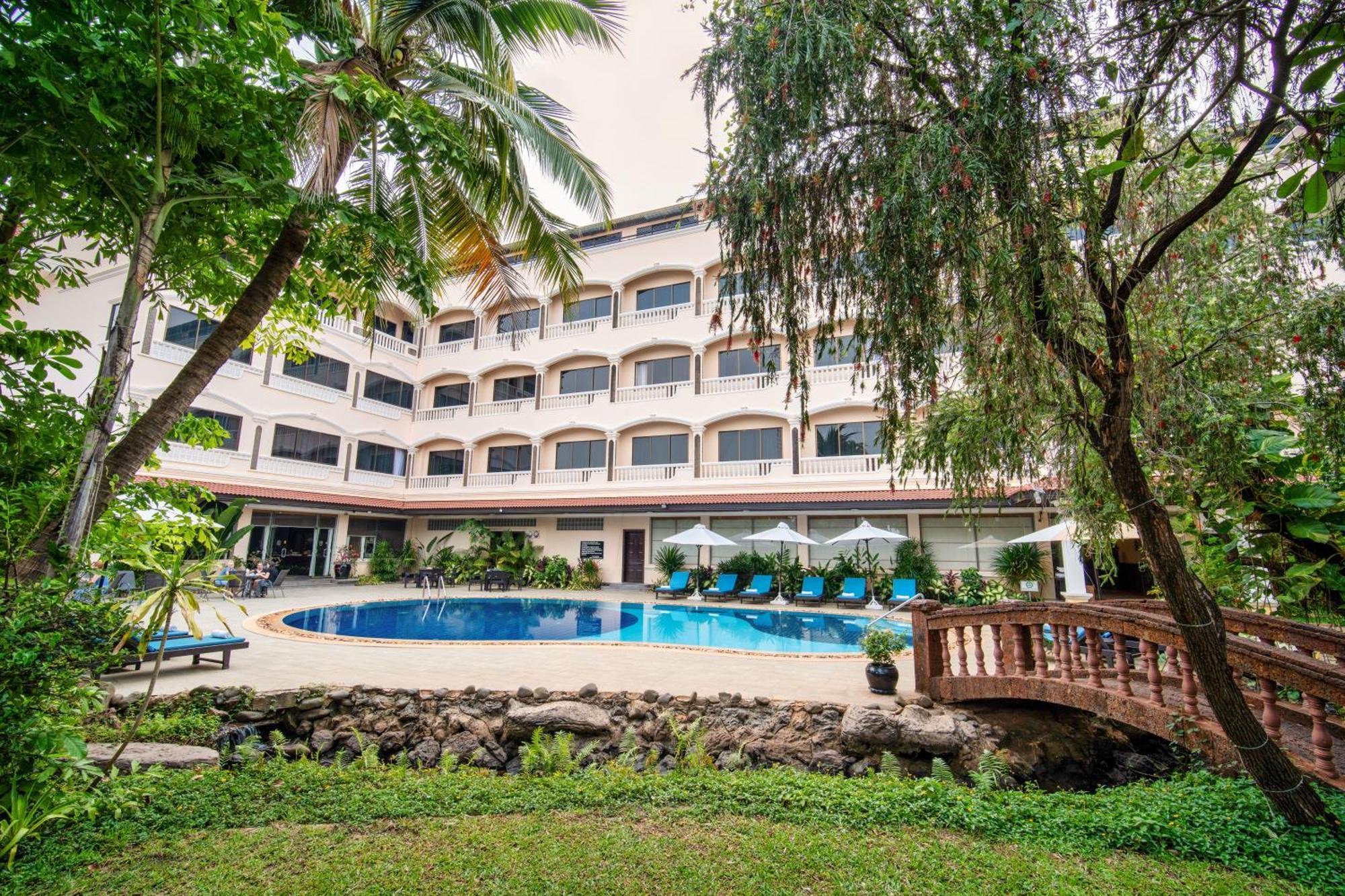 Khemara Angkor Hotel & Spa Сіємреап Екстер'єр фото